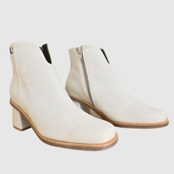 Botines color crema | José Saenz - Imagen 2